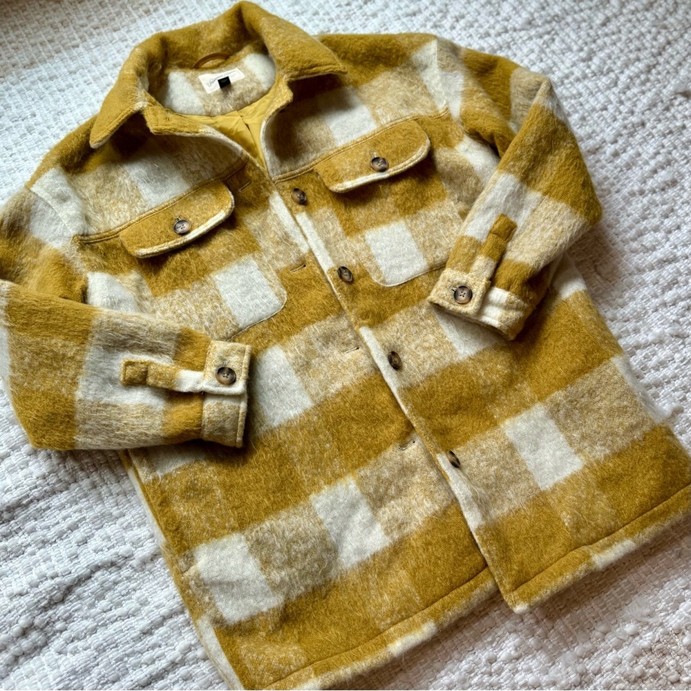 Universal Thread Yellow Plaid Shacket | Sherpa Lined Oversized Jacket M/L